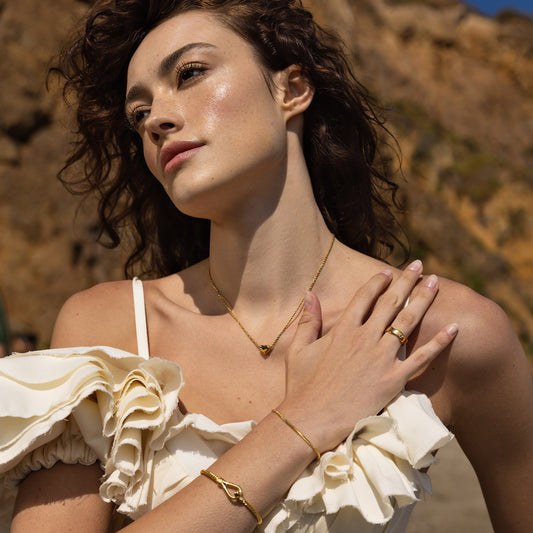 Heart Pendant Necklace Gold